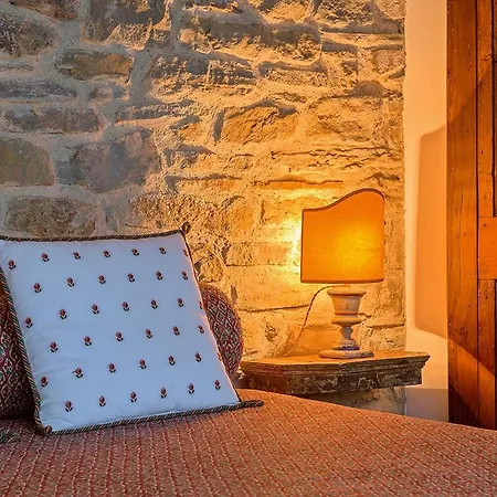 La Mita Sleeps 6 With Pool And Wifi *